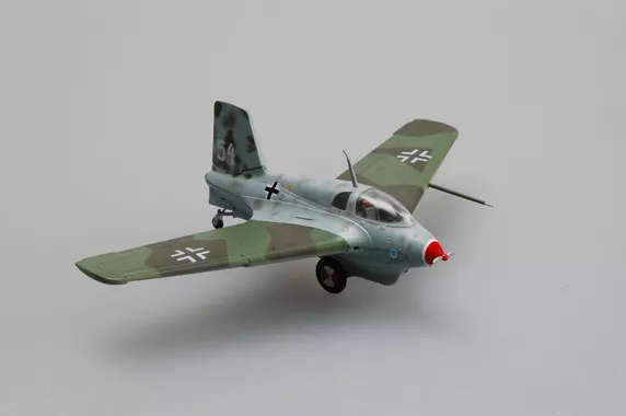 Trumpeter Easy Model - ME163 B1a White 54 